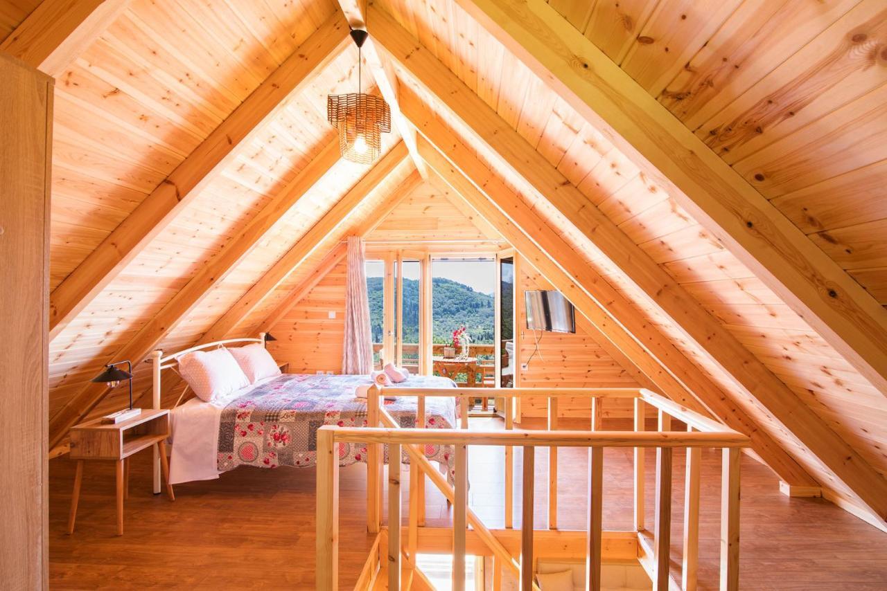 Romantic Tree House Kato Pavliana ภายนอก รูปภาพ