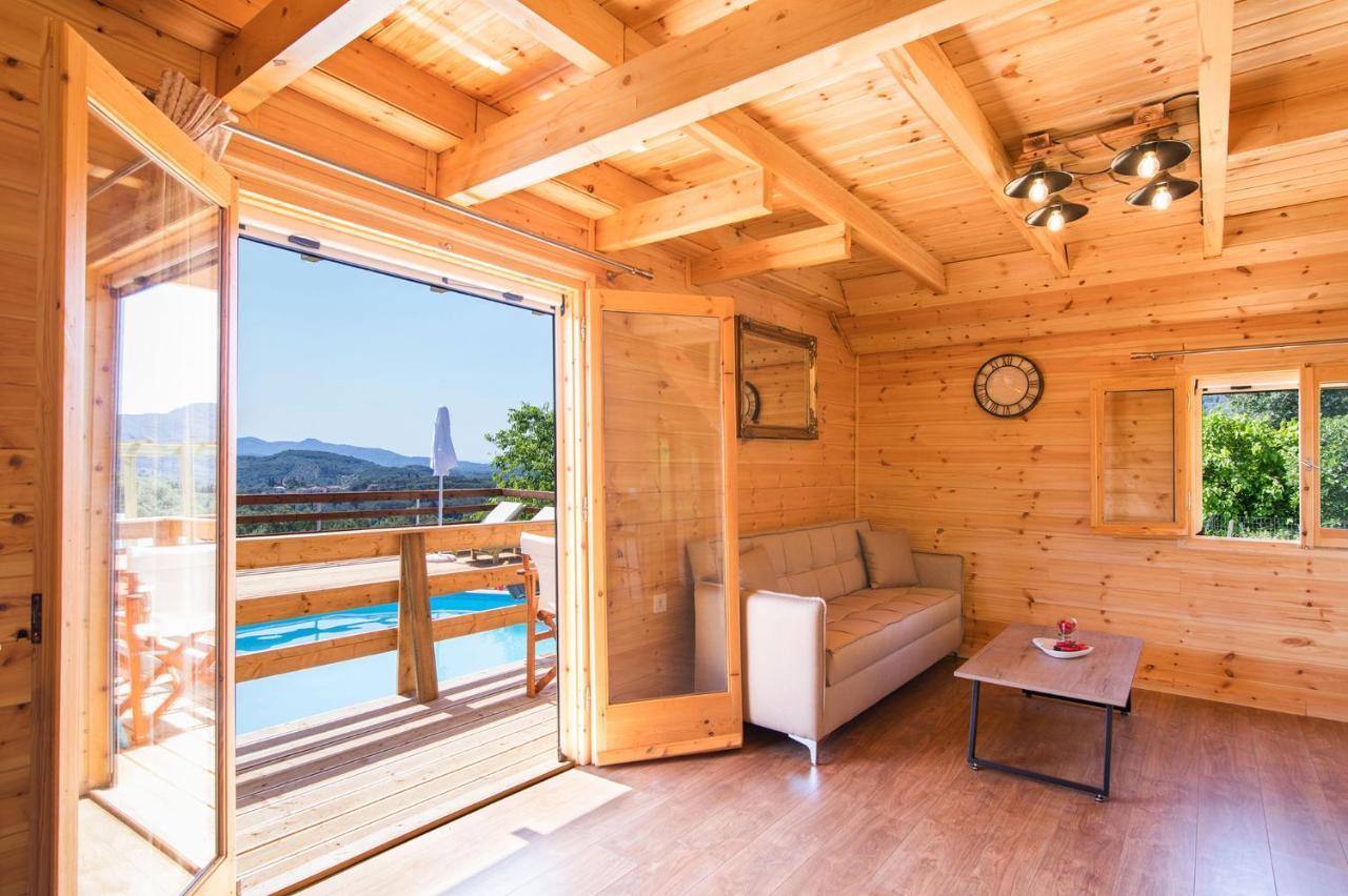 Romantic Tree House Kato Pavliana ภายนอก รูปภาพ